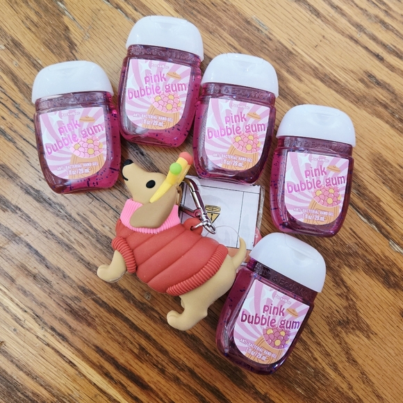 Bath & Body Works Other - 🩷🐕🤲 NWT‼️Bath & Body Works "Festival Dog" Light-up Holder w/ Hand Sanitizers